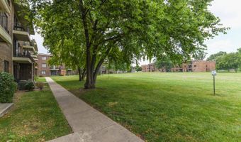953 N Rohlwing Rd GB, Addison, IL 60101