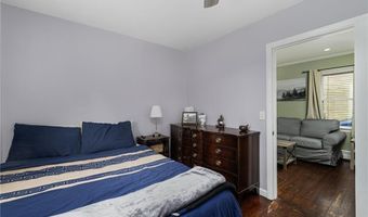 100 Pine Grove St, East Providence, RI 02916