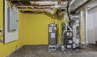 31 Swan St, North Providence, RI 02911