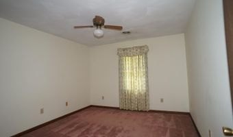 80 Hillcrest Estates Dr, Batesville, IN 47006