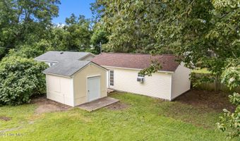 4220 Montague Ave, Ayden, NC 28513