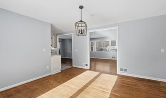 95 Moravia Rd, Avon, CT 06001