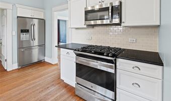 1009 Danforth St, Alton, IL 62002