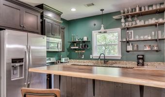 6494 Washington Rd, Appling, GA 30802