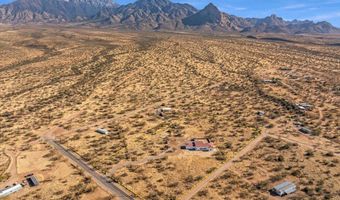 135 W Hawk Way, Amado, AZ 85645