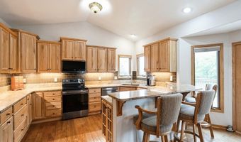 8091 NE 30th Pl, Altoona, IA 50009