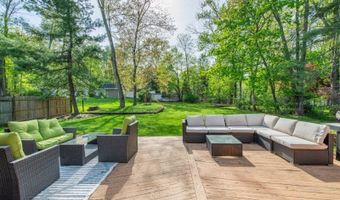 18 Hillcrest Ter, Bayonne, NJ 07035