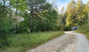 9999 Deer Track Rd, Beattyville, KY 41311