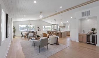 616 FERN St, Anna Maria, FL 34216