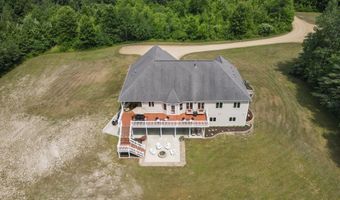 1084 38th St, Allegan, MI 49010