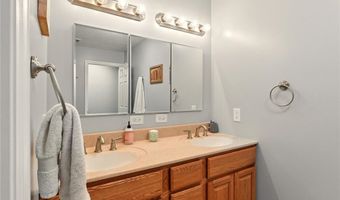 5901 Gibbs Rd, Andover, OH 44003