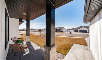 576 Hollow Dr, Ammon, ID 83401