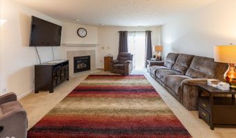 913 Halyard Dr, Avon, IN 46123