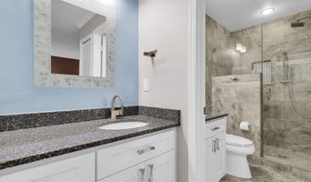 1701 GLASTONBERRY Rd, Potomac, MD 20854