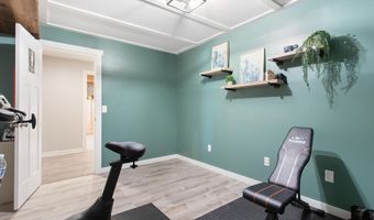 10902 Woodedge Dr, Allendale, MI 49401