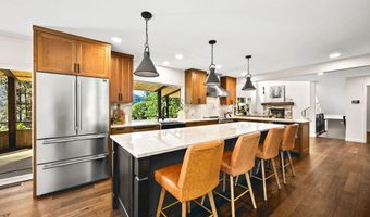 34532 N Terrace Dr, Bayview, ID 83803