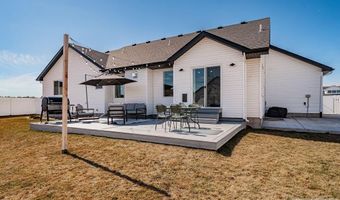 576 Hollow Dr, Ammon, ID 83401