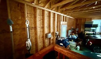 1 Pine Cone Dr, Alfred, ME 04002