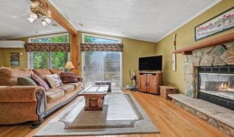 160 Ginsburg Cir, Albrightsville, PA 18210