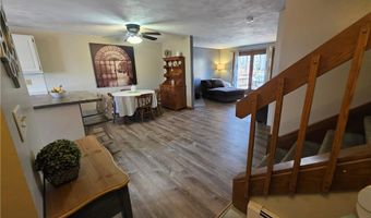 31 Primrose Ln D, North Providence, RI 02904
