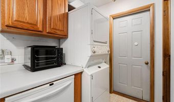 2010 11th Ave NE, Austin, MN 55912