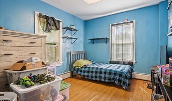 327 French St, Bangor, ME 04401