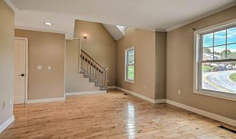 103 Smartview Ln, Abingdon, VA 24210