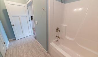 1364 Cypress Ct, Altoona, WI 54720