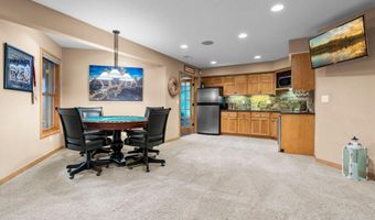 4309 Colleen Ct, Arden Hills, MN 55112