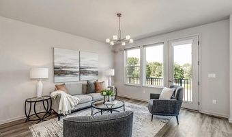 2148 Evergreen Ln, Ann Arbor, MI 48103