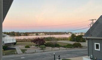 20 Starboard St, Beachwood, NJ 08722