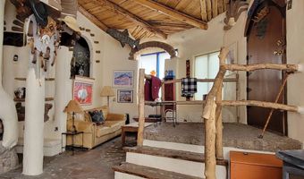 110 Los Rios Rd, Arroyo Hondo, NM 87513