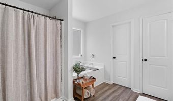 165 6th St, Auburn, GA 30011