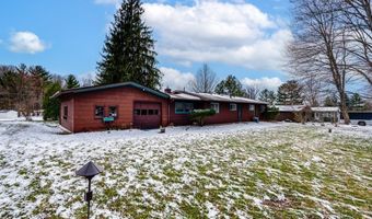 684 Sherwood Dr, Aurora, OH 44202