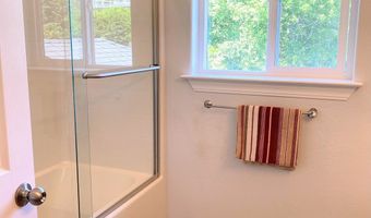 97661 MARINA HEIGHTS Loop, Brookings, OR 97415