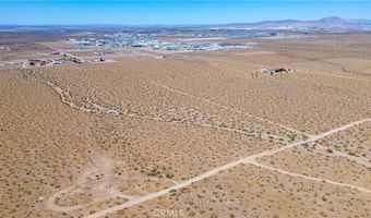 2 Mojave Dr, Adelanto, CA 92301