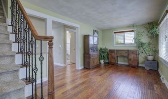 336 E PERSHING St, Appleton, WI 54911