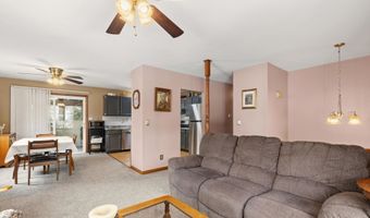72 Louise St, Auburn, ME 04210