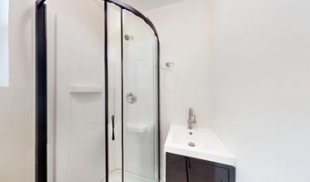4230 6TH St SE, Washington, DC 20032