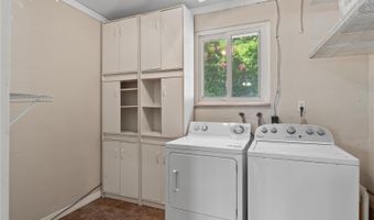 985 LAS FLORES Way, Orlando, FL 32804