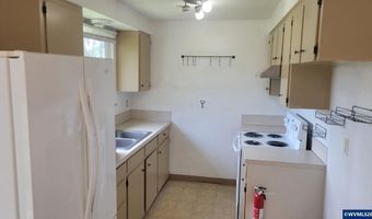 945 N 4th St, Aumsville, OR 97325