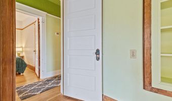 1917 Arthur St, Caldwell, ID 83605