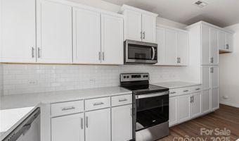 723 Yorkshire Dr, Albemarle, NC 28001