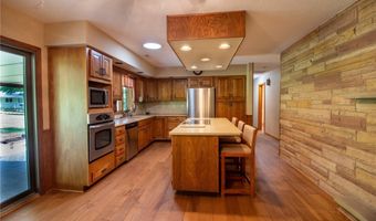 1341 Valley Dr, Akron, OH 44312