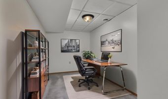 37785 Sunnyfield Cir, Avon, MN 56310