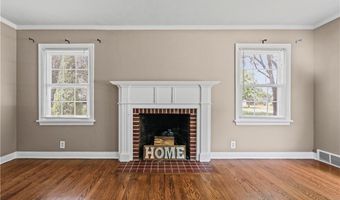 1042 Kingsway St, Alliance, OH 44601