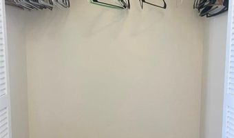 1560 Thurston Ave 502, Honolulu, HI 96822