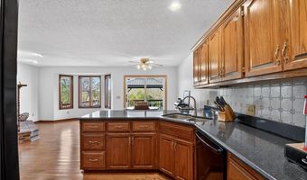 1504 Hillcrest Ct, Atchison, KS 66002