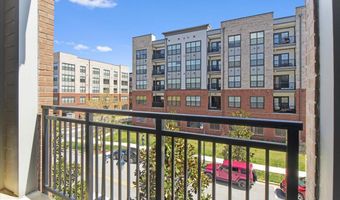 145 RIVERHAVEN Dr 309, Oxon Hill, MD 20745