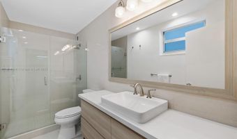 9102 W Bay Harbor Dr 5D, Bay Harbor Islands, FL 33154